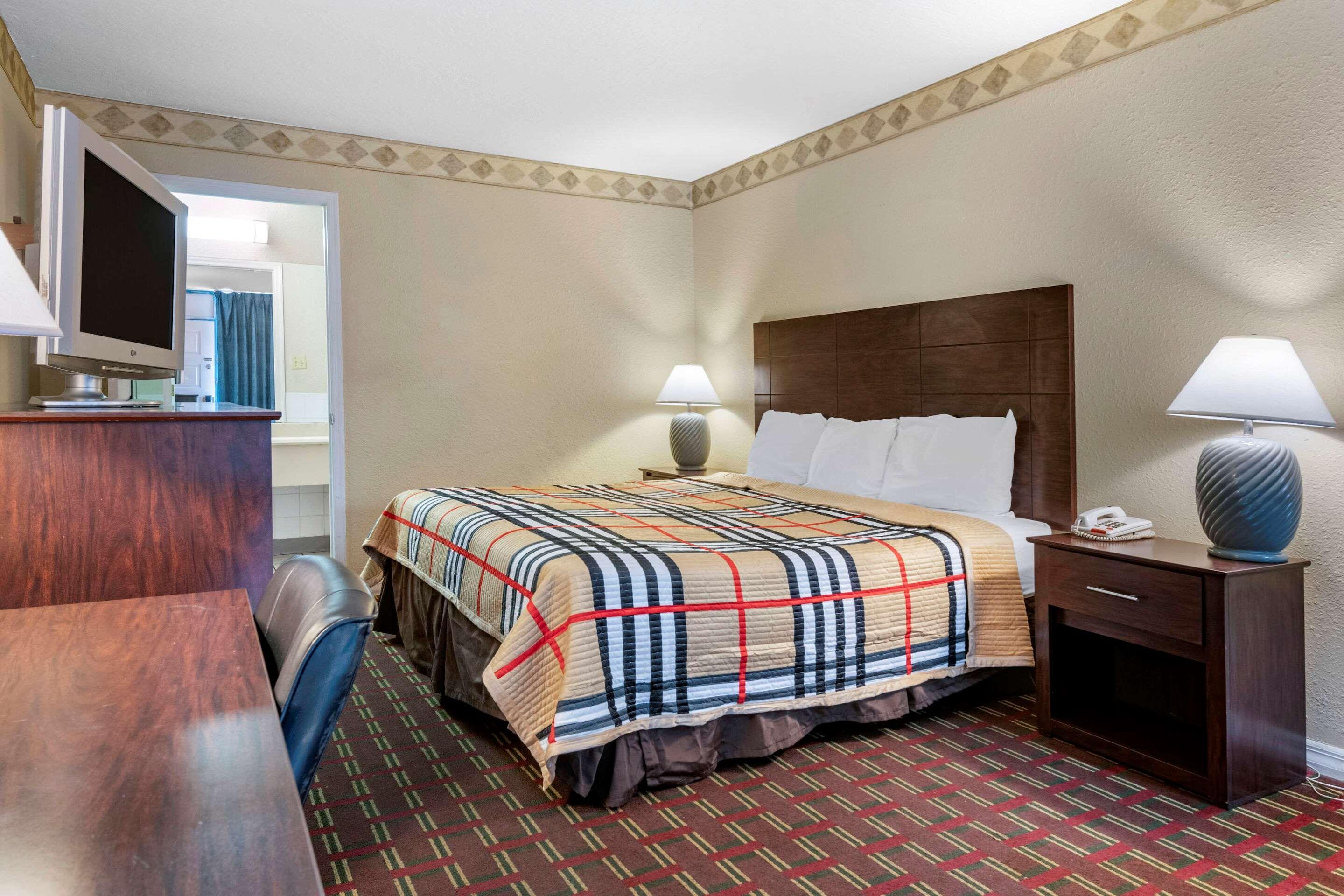 Rodeway Inn