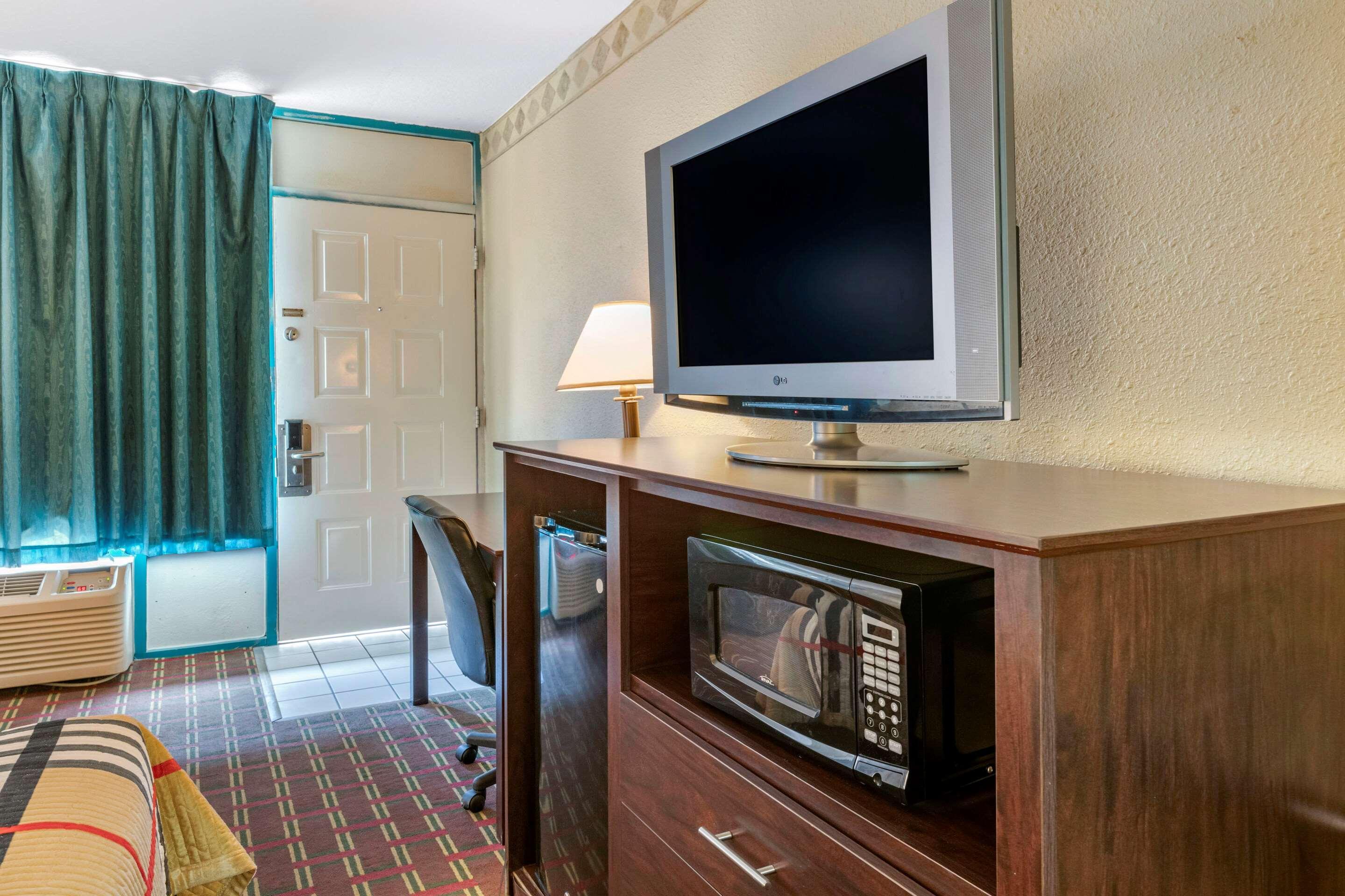 Inn Rodeway